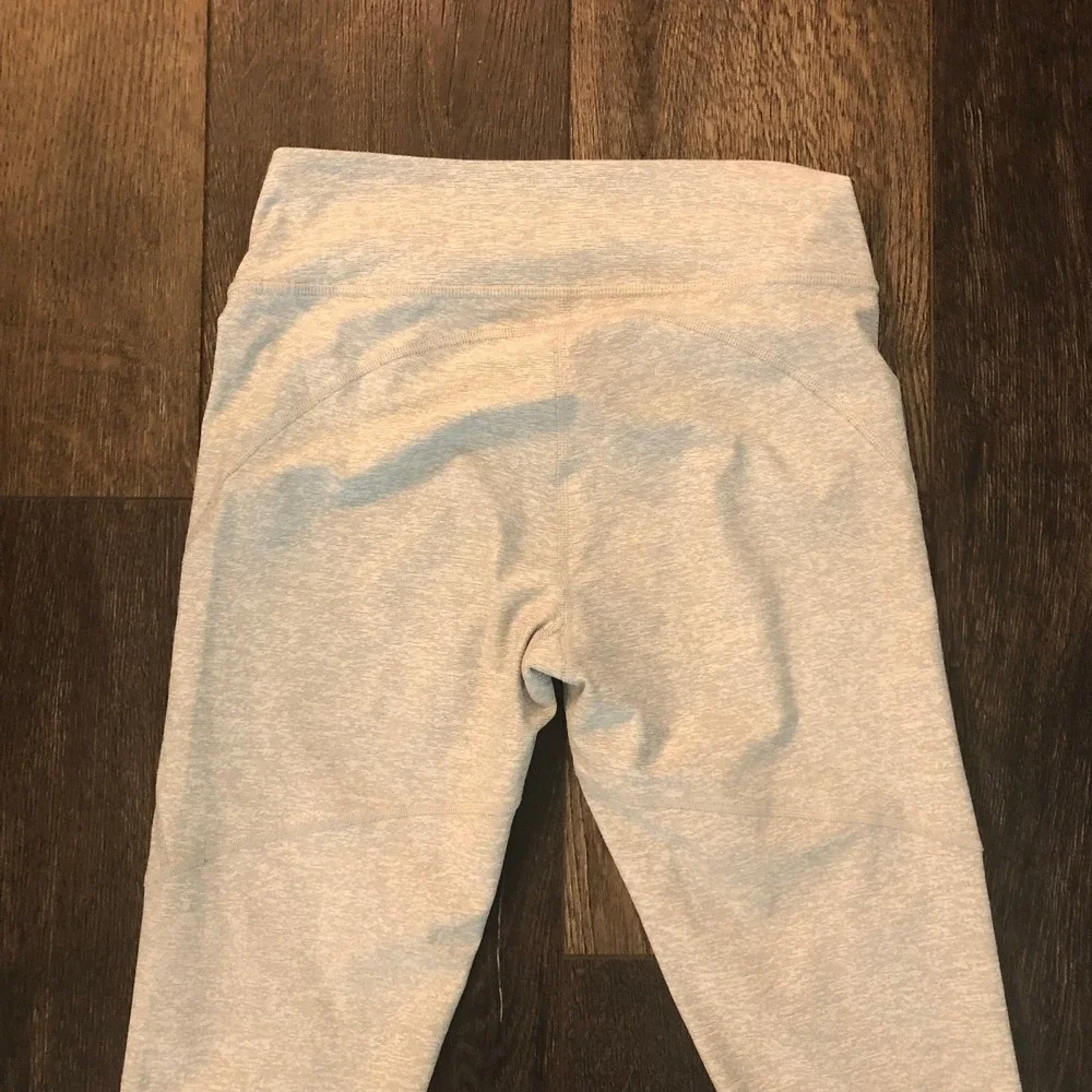 Outdoor Voices Leggings Womens Small Heathered Gray Tech Sweat 7/8 Yoga